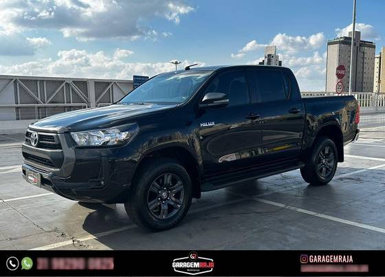 TOYOTA HILUX 2.8 D-4D TURBO DIESEL CD SR 4X4 AUTOMÁTICO